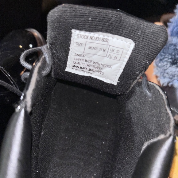 Thorogood Men’s Shoes - Picture 6 of 6